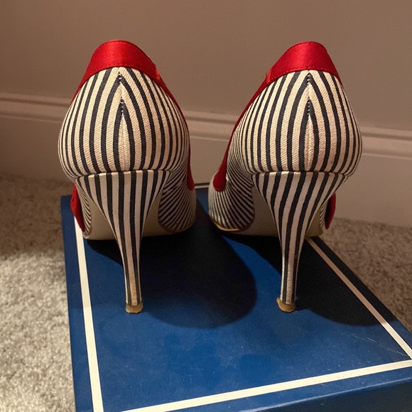 Tribeca High Heels ❤️🤍💙 - Picture 3 of 11